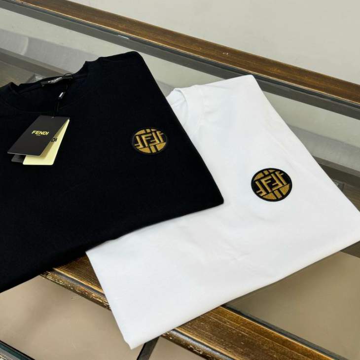Picture of Fendi T Shirts Short _SKUFendiXS-Lfxtx0813833